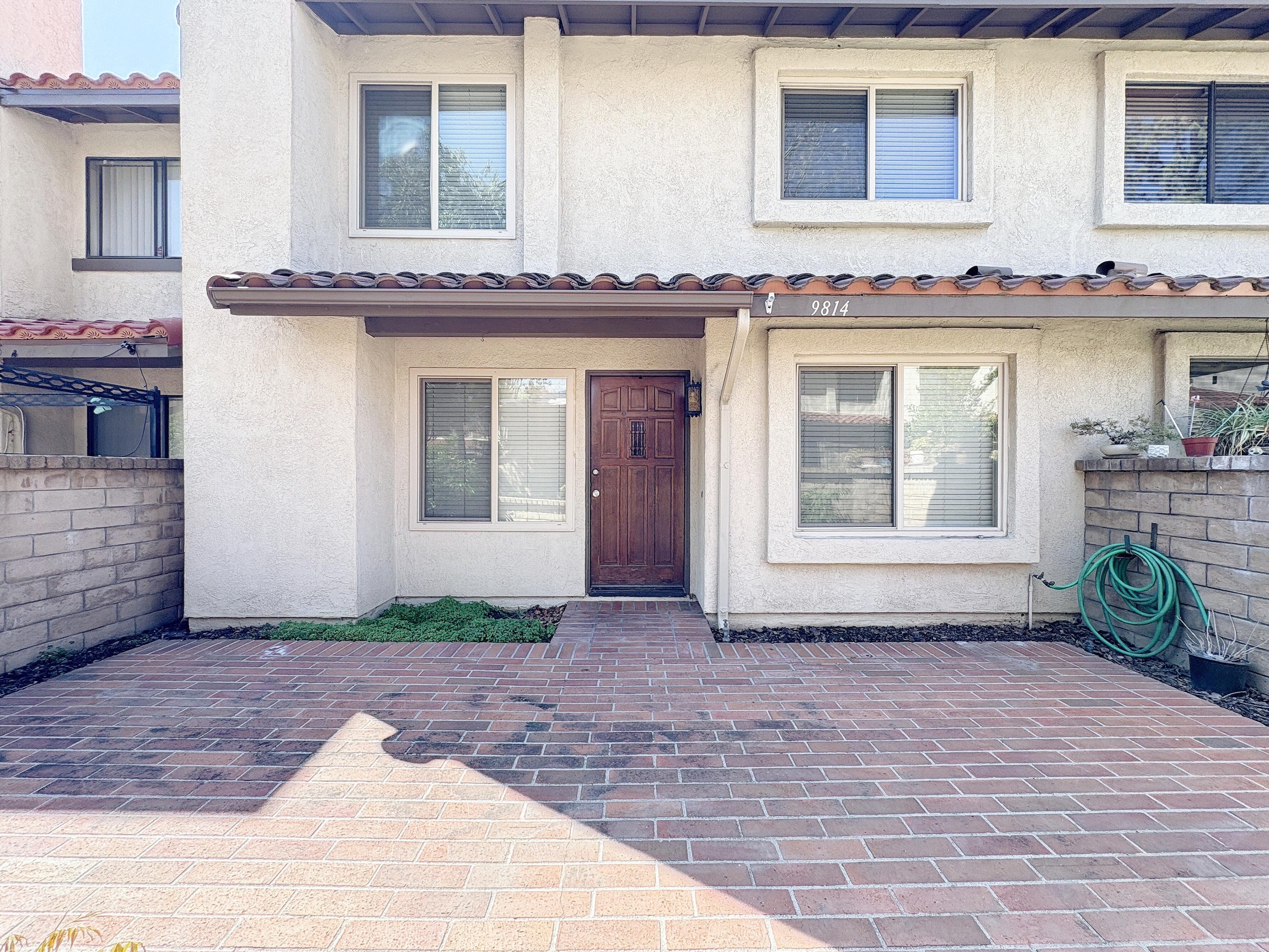 9814 Ladera Court - 1